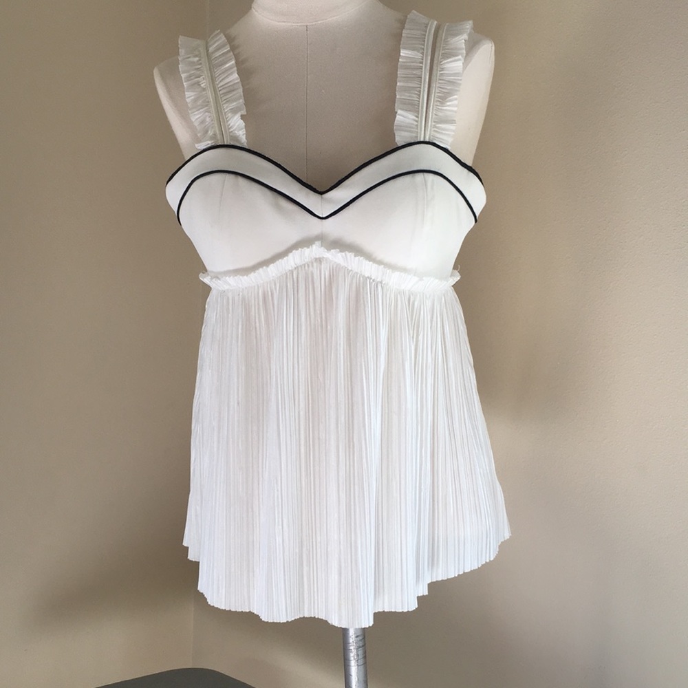 Cute line &Dot top with padding xsmall